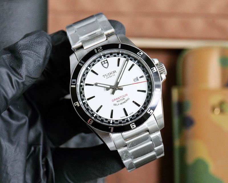 Tudor 42mm 060724